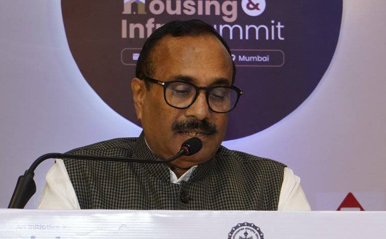 A senior government officer addressing an Elets summit session